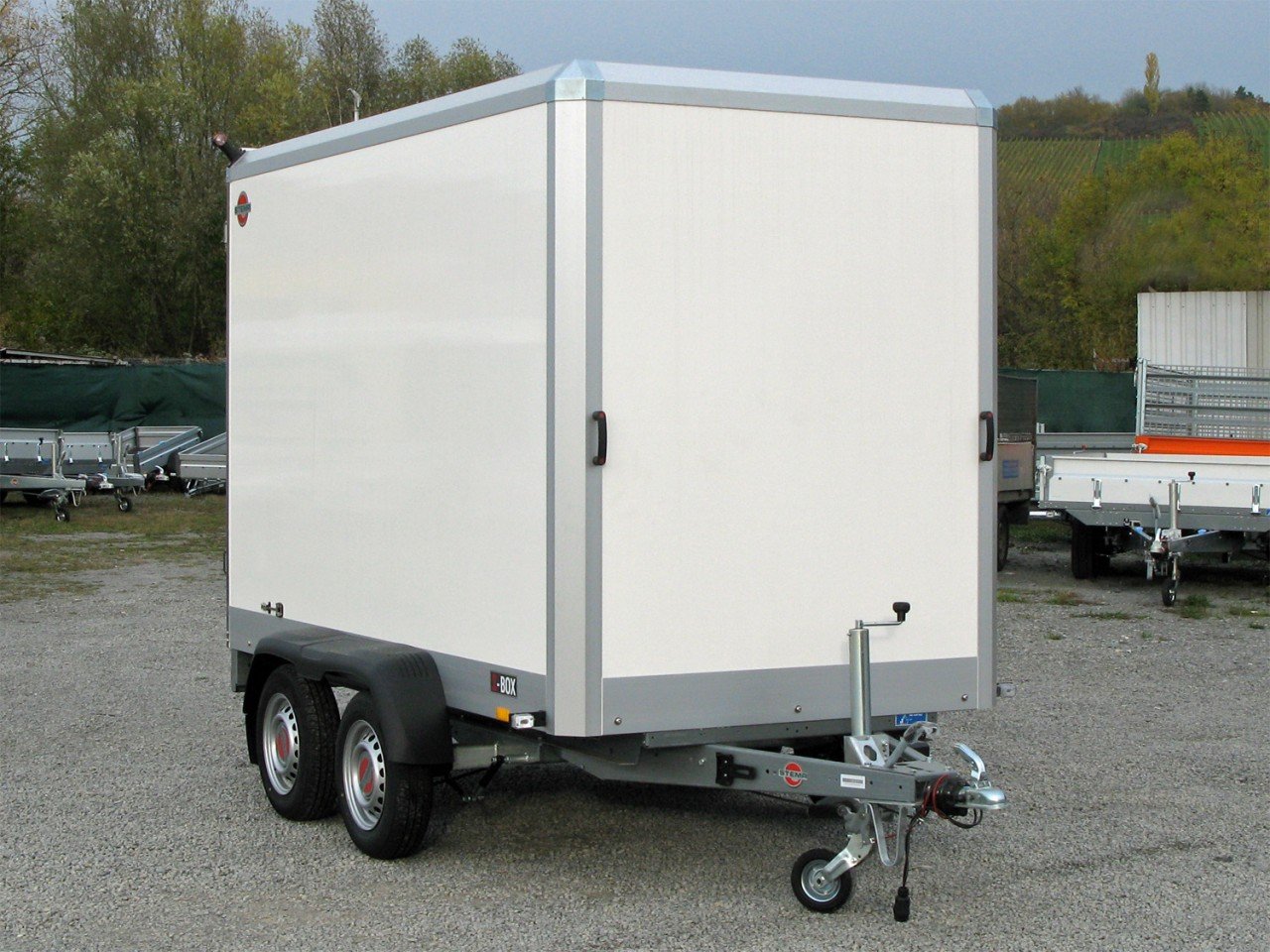STEMA S-BOX STPK O2 27-25-15.2.S18.2 – Kofferanhänger 2700 kg – Bild 2