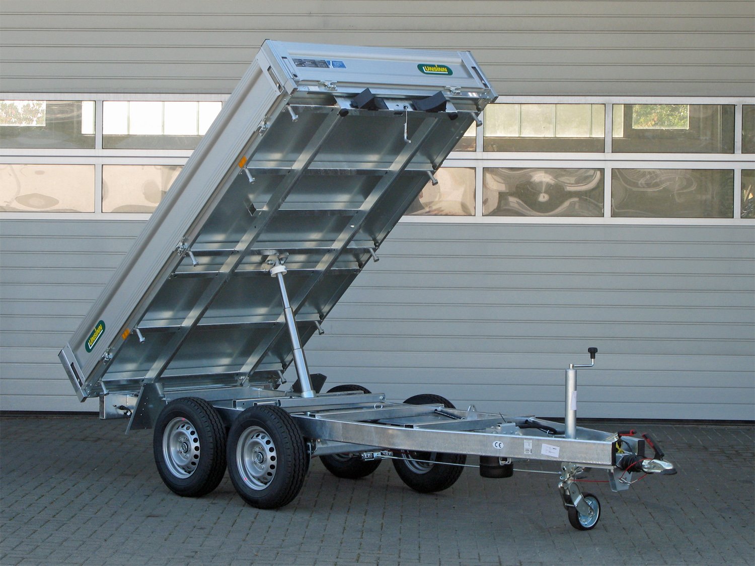 Unsinn UHK 2715-26-14 – Rückwärtskipper – 2600 kg – UHK 2627-14-1500