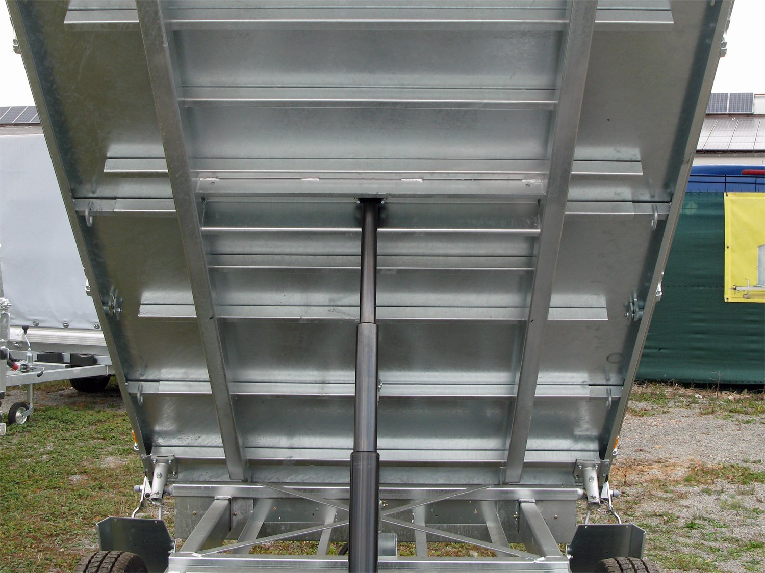 Unsinn UDK 3617-35-14 Gitteraufsatz – 3-Seiten-Kipper – 3500 kg – Bild 11