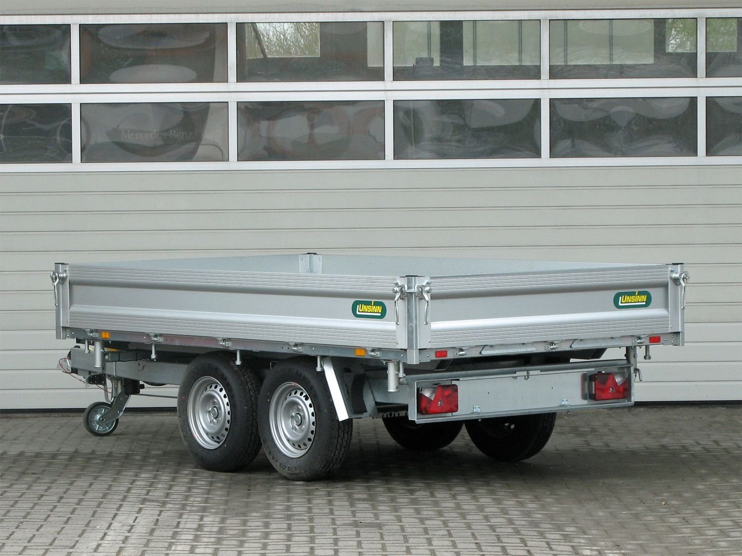 Unsinn UDK 3017-30-14 – 3-Seiten-Kipper mit Stahlblechaufsatz- 3000 kg – Bild 12