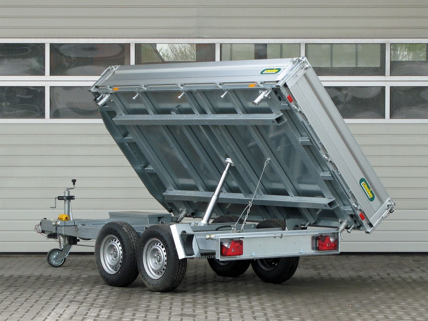 Unsinn UDK 3017-30-14 – 3-Seiten-Kipper mit Stahlblechaufsatz- 3000 kg – Bild 14