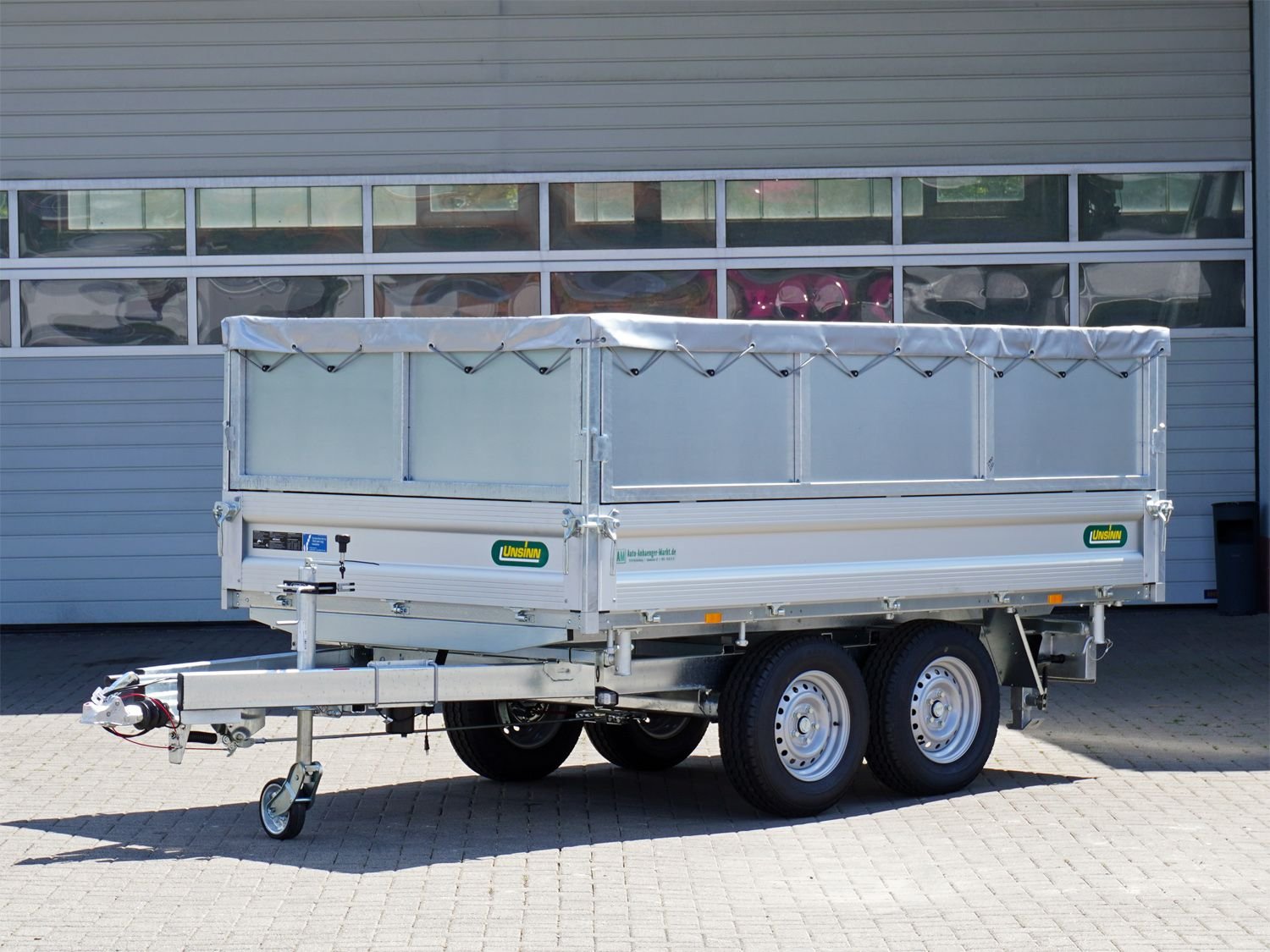 Unsinn UDK 3017-30-14 – 3-Seiten-Kipper mit Stahlblechaufsatz- 3000 kg – Bild 2
