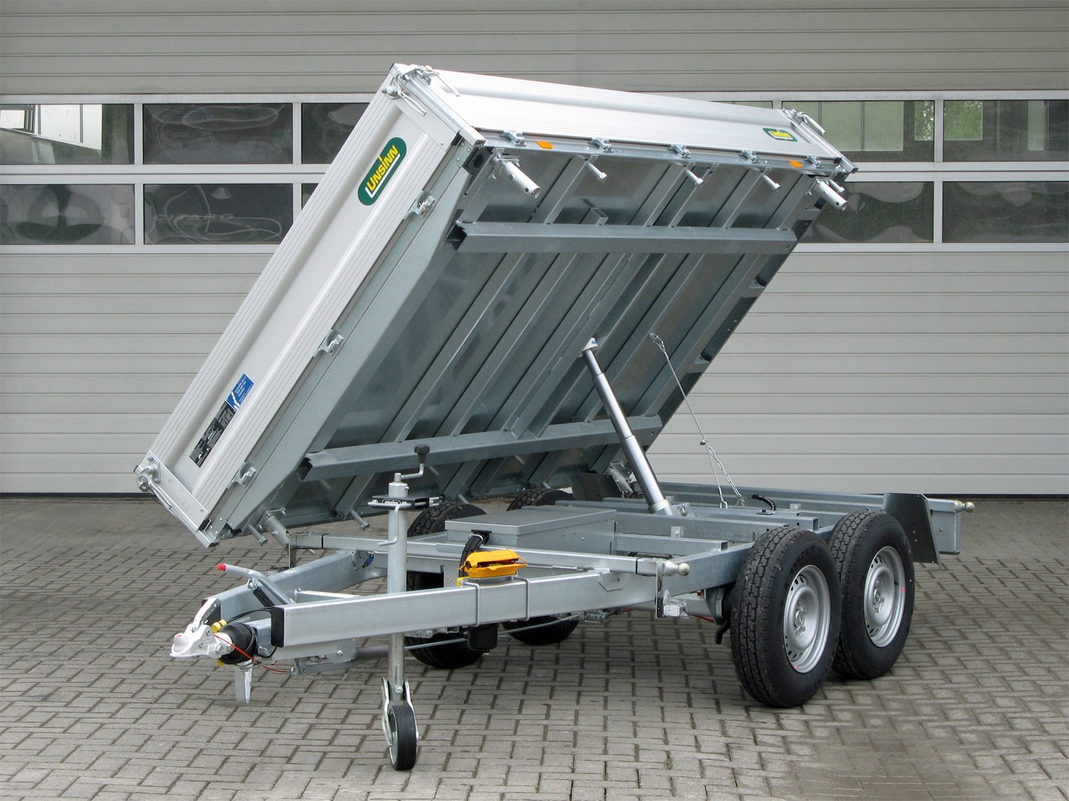 Unsinn UDK 3017-35-14 – 3-Seiten-Kipper – 3500 kg – UDK 3530-14-1750