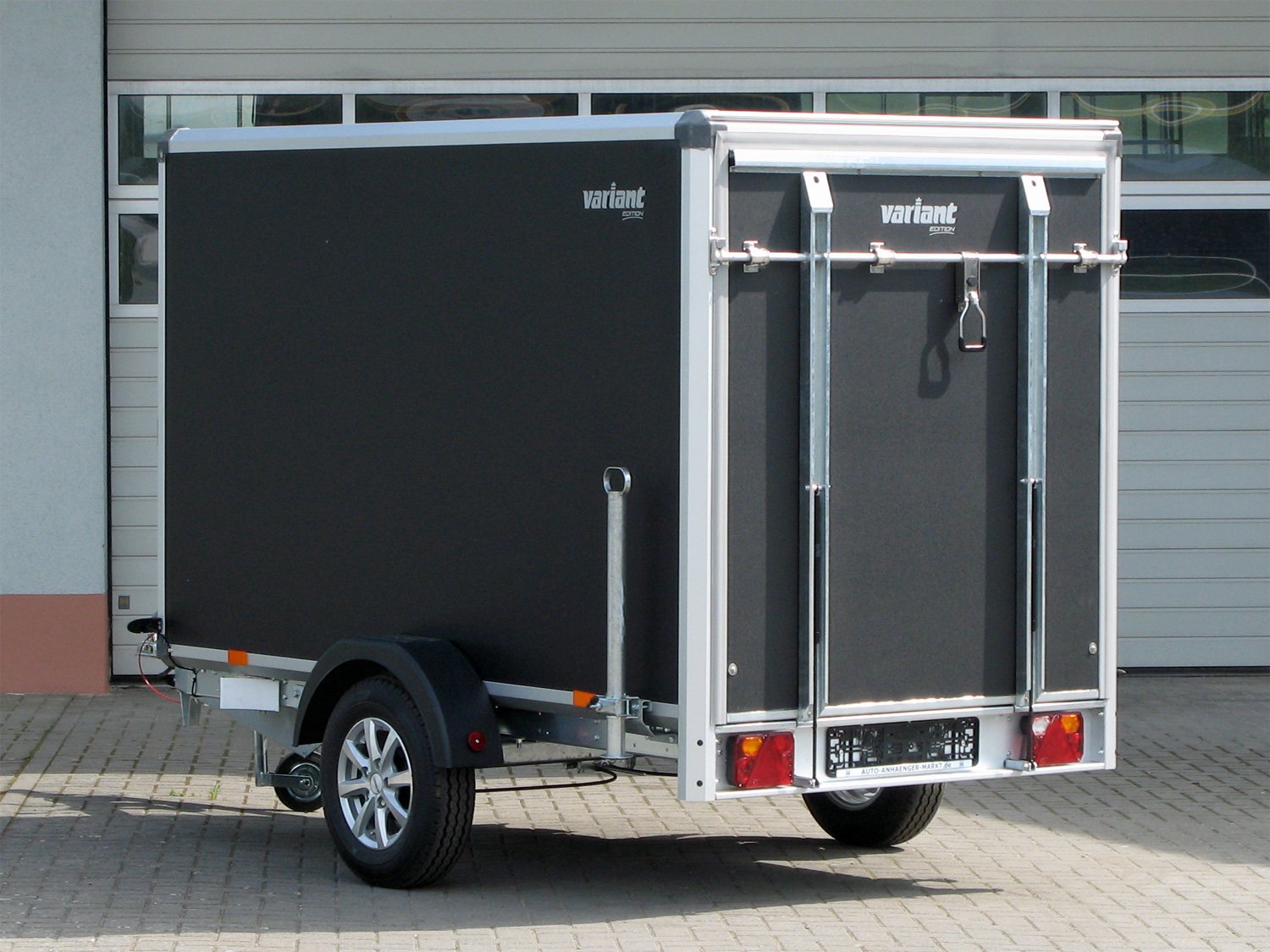 Variant 1315 C2 Edition – Kofferanhänger – 1350 kg – Bild 7