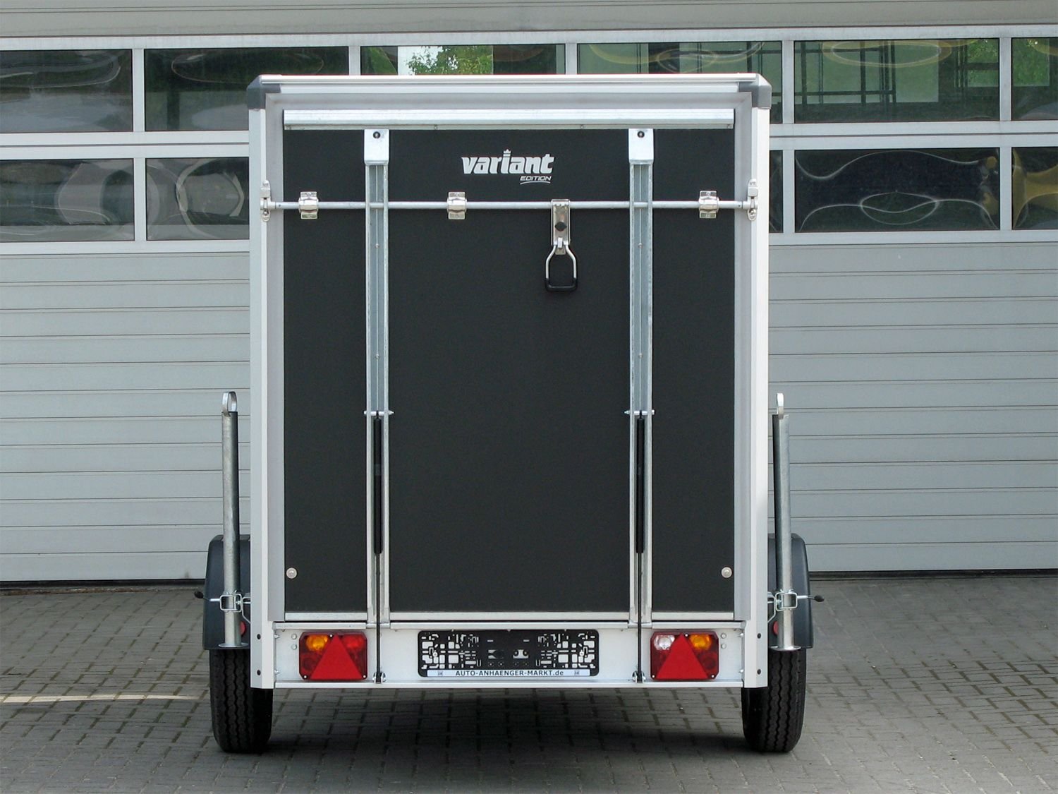 Variant 1315 C2 Edition – Kofferanhänger – 1350 kg – Bild 10