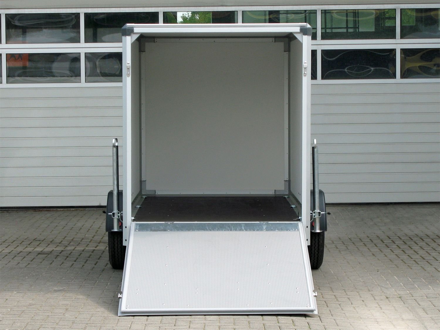 Variant 1315 C2 Edition – Kofferanhänger – 1350 kg – Bild 12