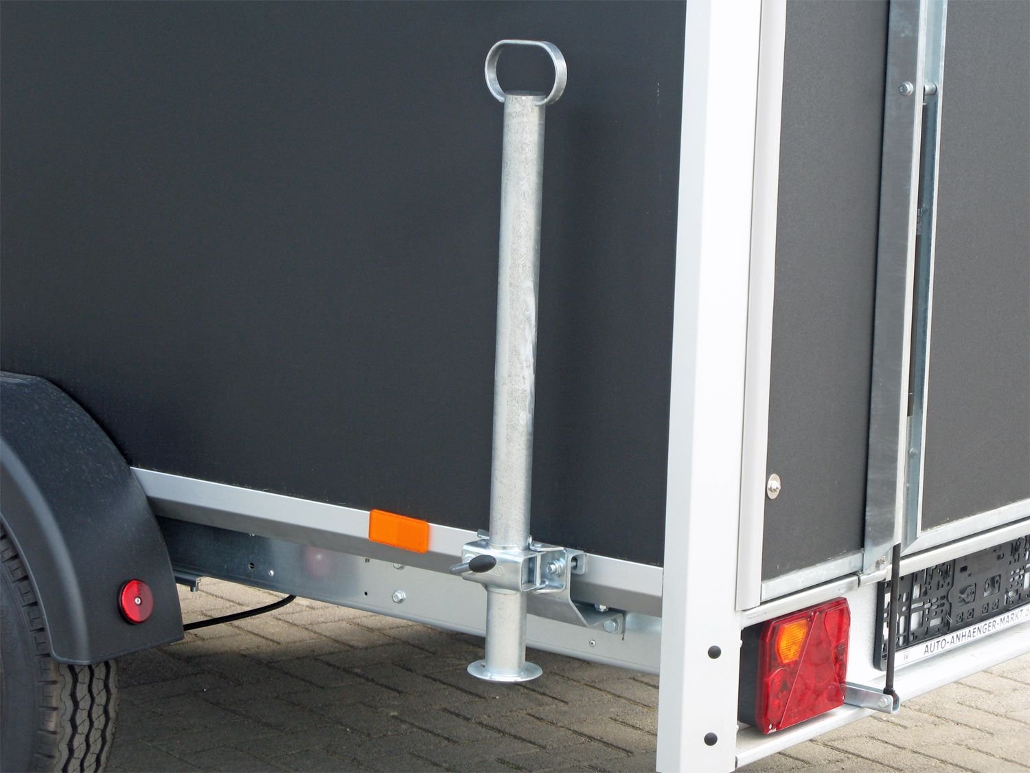 Variant 1315 C2 Edition – Kofferanhänger – 1350 kg – Bild 26