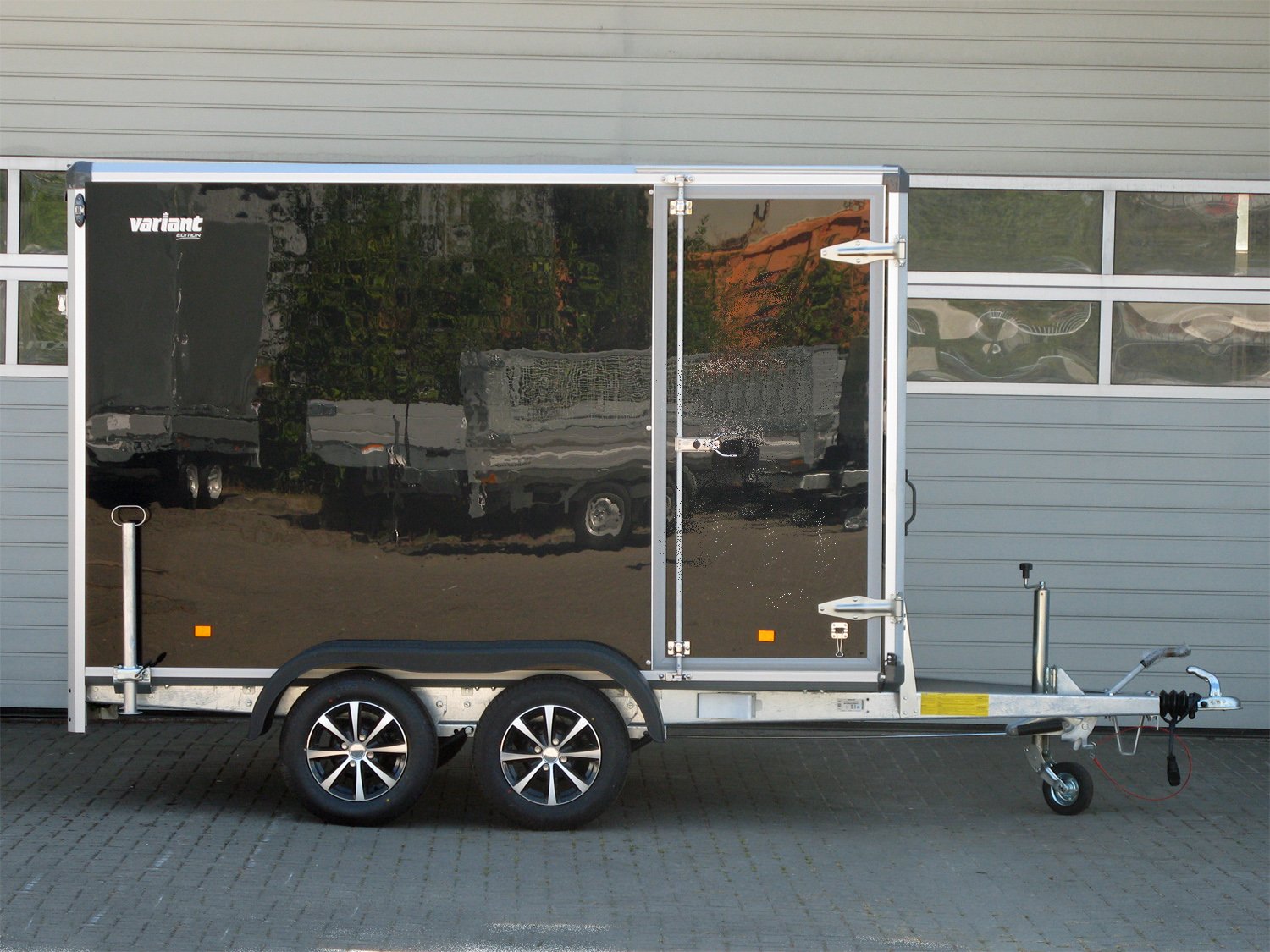 Variant 2005 C3 Edition – Kofferanhänger – 2000 kg – Bild 3