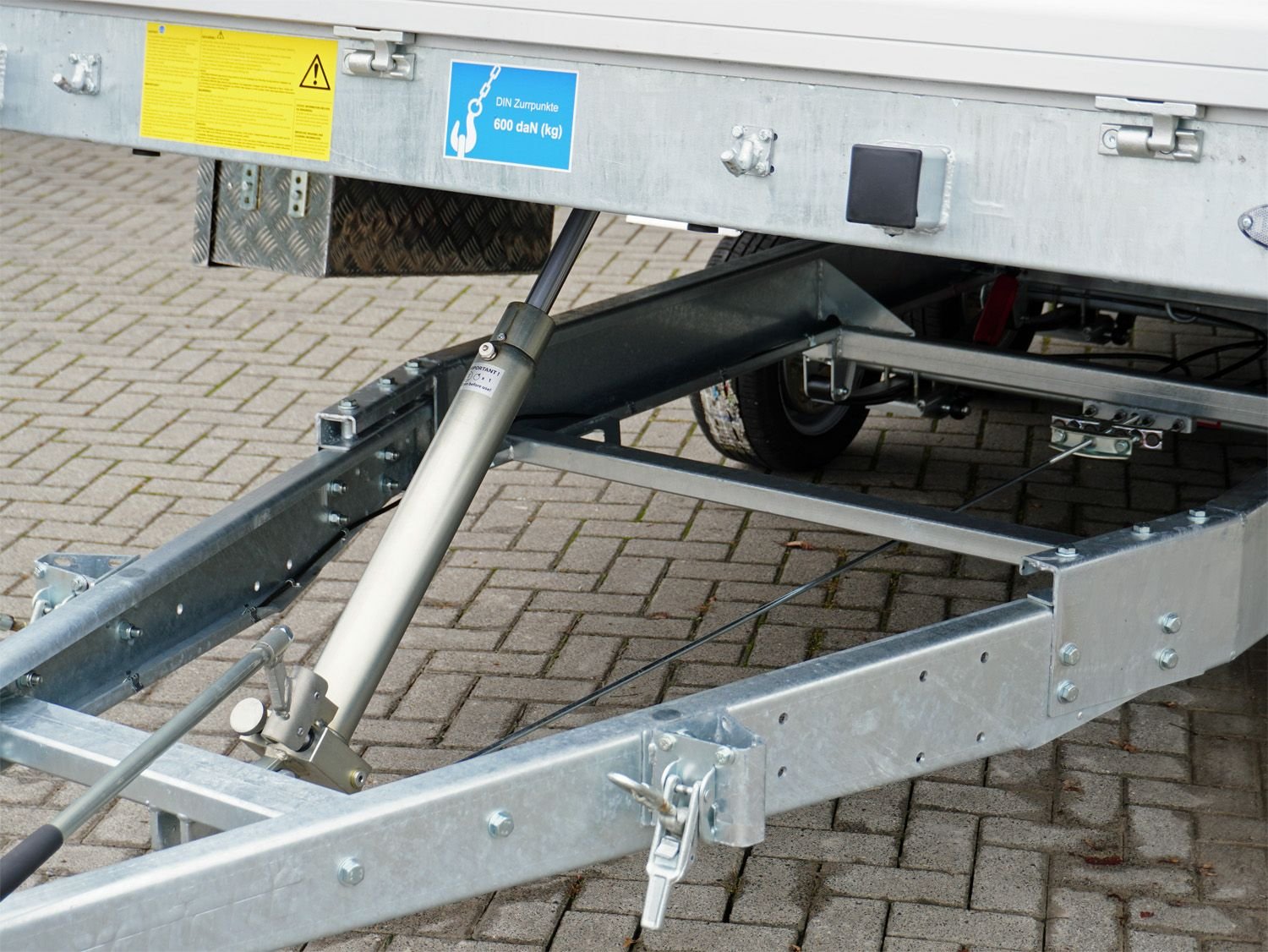 Variant 3552 UX – Universaltransporter – 3500 kg – Bild 14